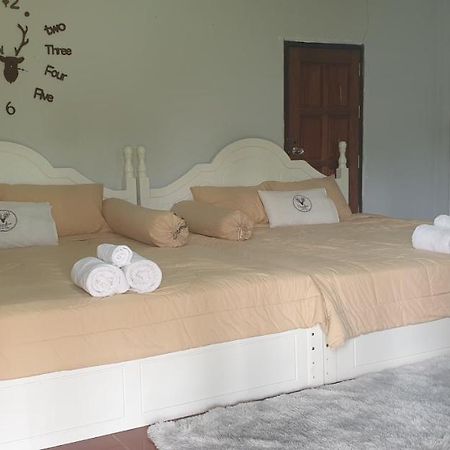 Hotel Reindeer House Wat Chedi 4 People Sichon Exterior foto