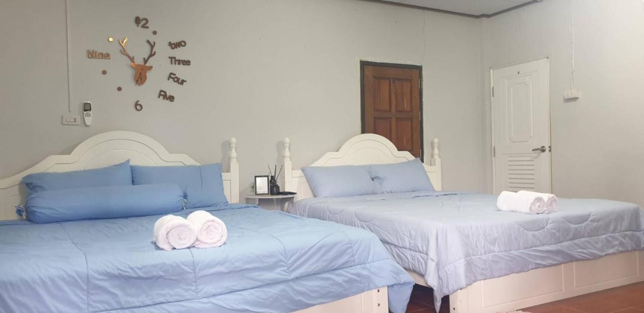 Hotel Reindeer House Wat Chedi 4 People Sichon Exterior foto